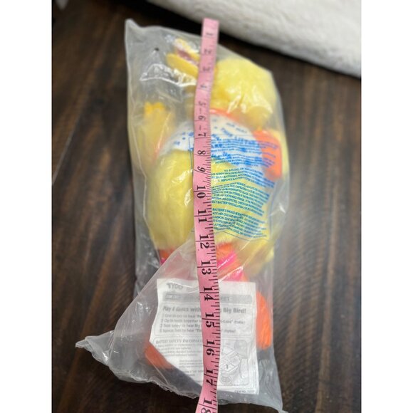 Tyco Playtime Big Bird singing Plush Doll With Instruction Sheet 1996 - Picture 4 of 4